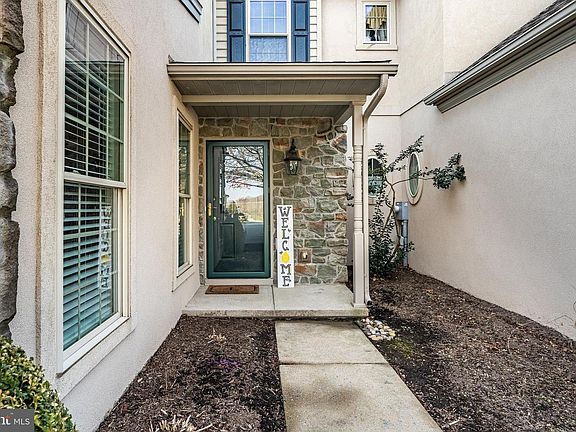 4th image of 435 Laurel Ridge Path