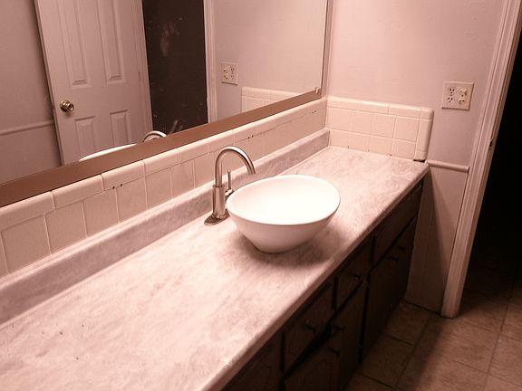 5th image of 7929 S McKinley Ave