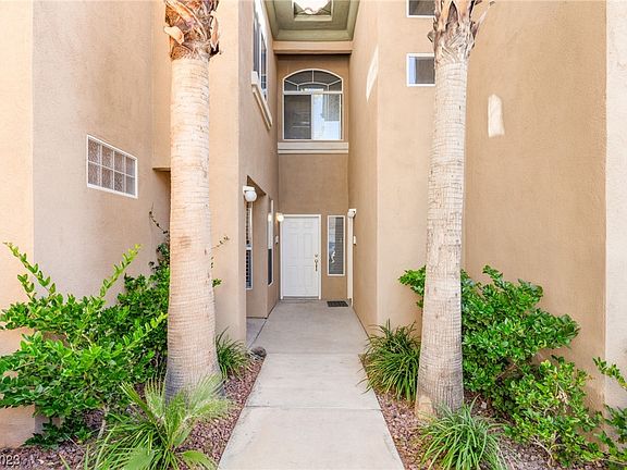 3rd image of 1608 Cardinal Bluff Dr Unit 104