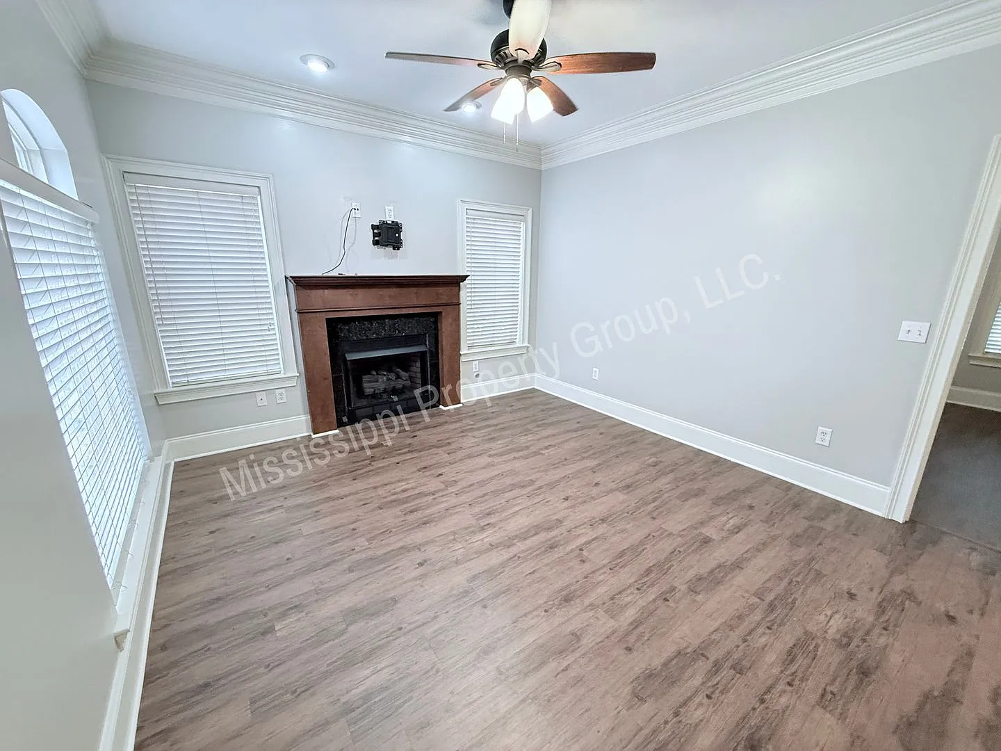 3BR/3BA For Rent — Photo 2