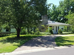 326 Cannonbury Dr, Saint Louis, MO