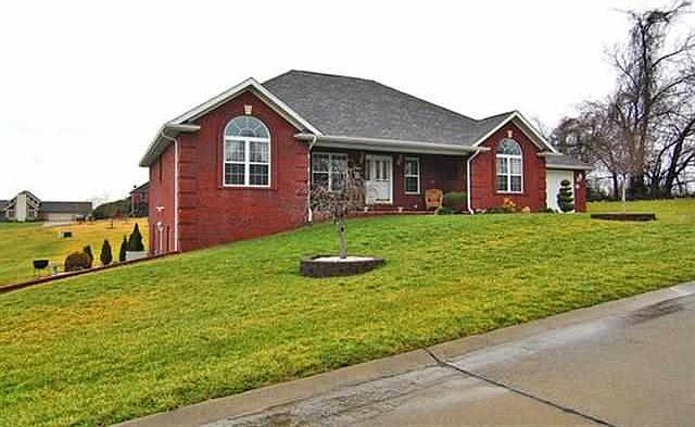1st image of 1141 Easton Dr
