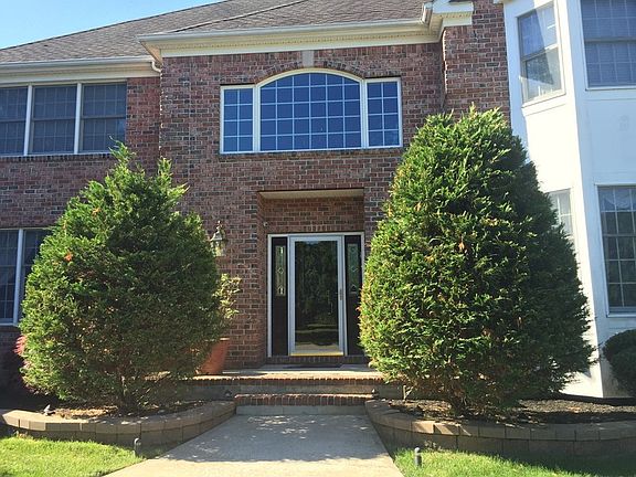 4th image of 1351 Forest Glen Ct