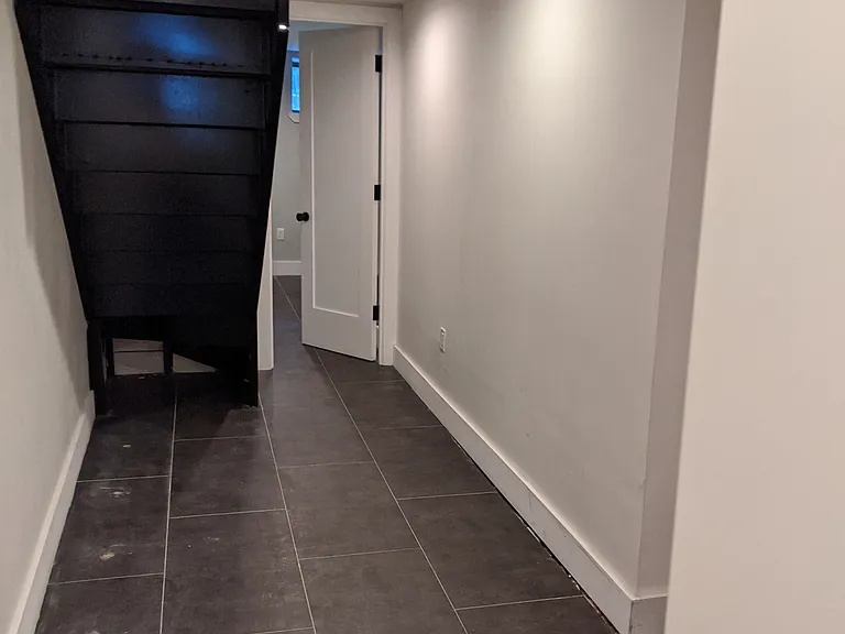 1915 Palmetto St #2 — Photo 9