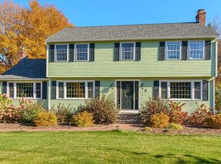 1 Fairview Dr, Westford, MA 01886
