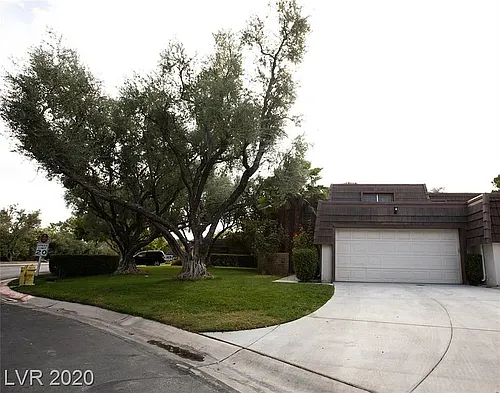1125 Vegas Valley Dr Photo 1