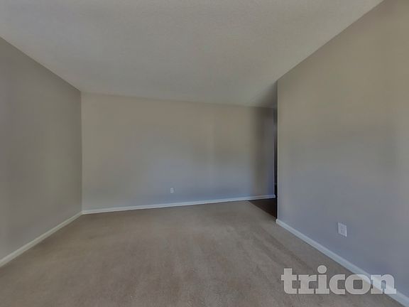 3rd image of 5294 Acacia Way