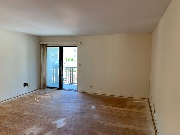 2nd image of 7353 Blackburn Ave APT 201