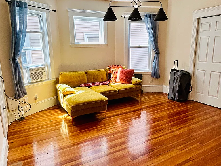 85 Draper St #2 — Photo 18