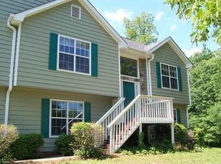 3215 Holly Stand Ct, Loganville, GA 30052