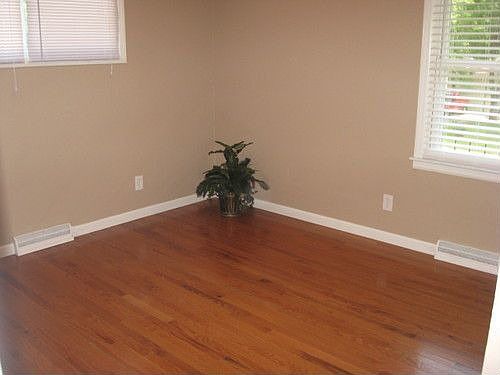 5th image of 13232 Herrick Ave