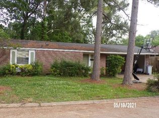 2037 Overbrook Dr, Jackson, MS 39213