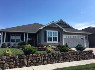 4017 Crystal Springs Dr, Medford, OR