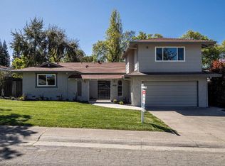 6508 Rolling Way, Carmichael, CA 95608
