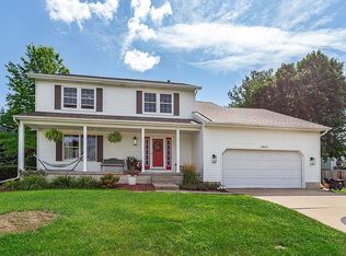 4843 Kynnelworth Dr, Bettendorf, IA
