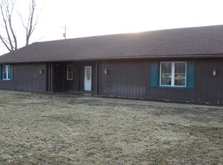 13597 Huckelberry Dr, New London, MO 63459