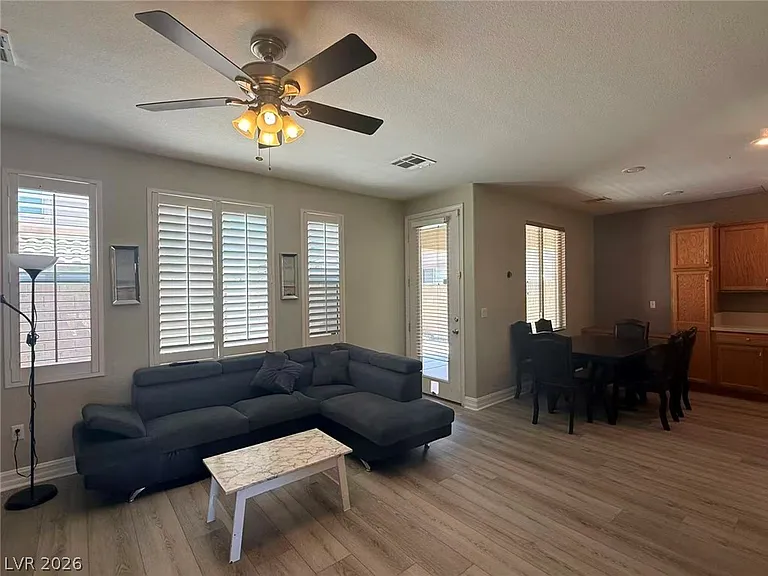 7482 Poppy Hills Ct — Photo 4