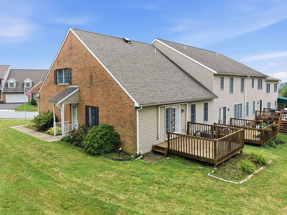 472 Hillside Dr, Mountville, PA 17554 | Zillow