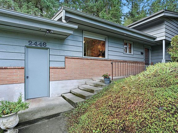 2nd image of 2446 E Glenn Ct