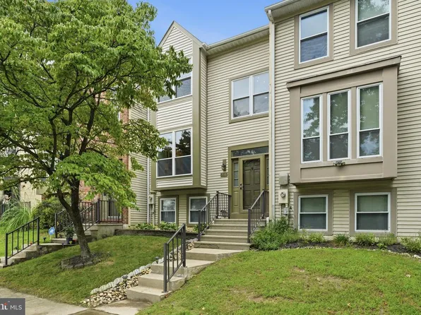 8214 Tall Trees Ct, Ellicott City, MD 21043