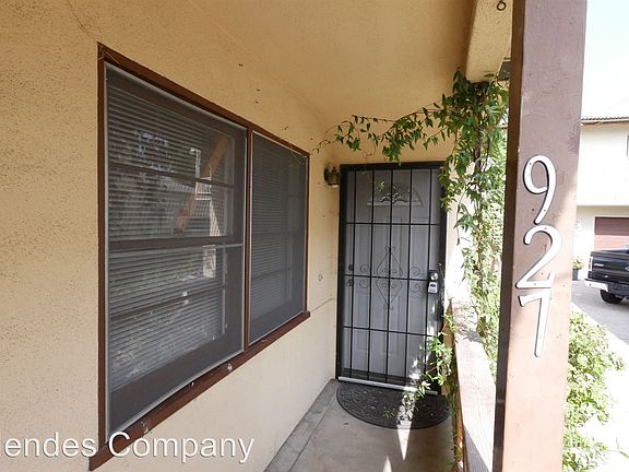 3rd image of 925 Hoover Ave #927