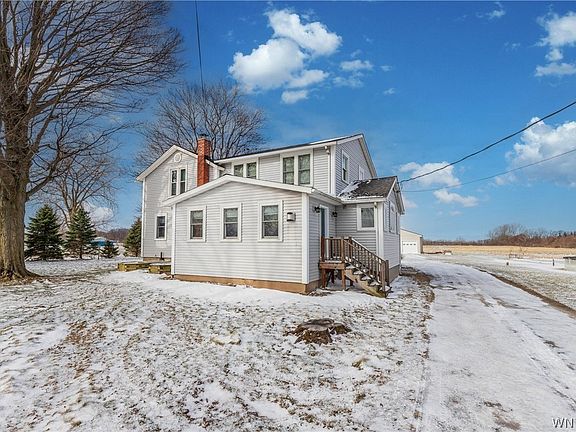 2nd image of 3944 Taylor Hill Rd