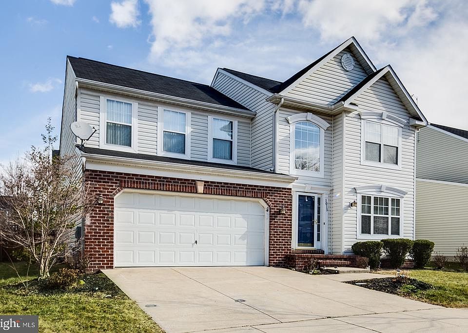 1st image of 1015 Wheatfield Dr