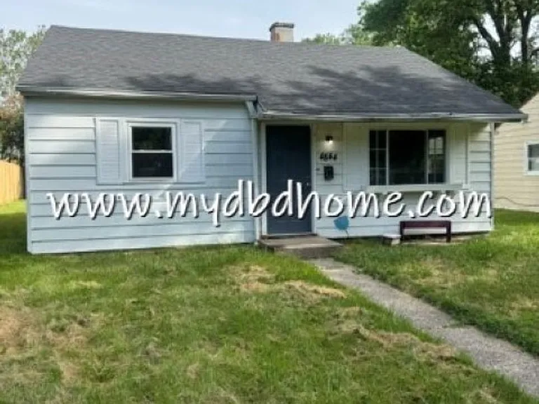 4844 Oliver St — Photo 1