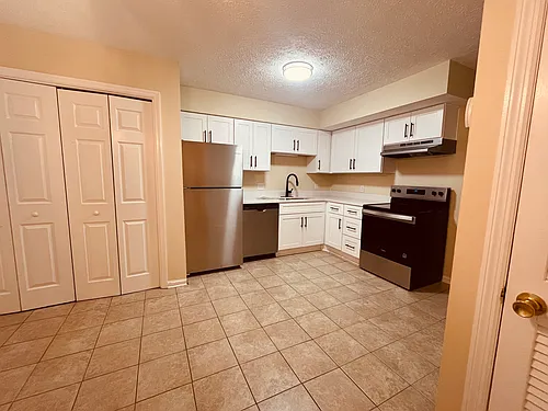 3905 Westlawn Pl Photo 1