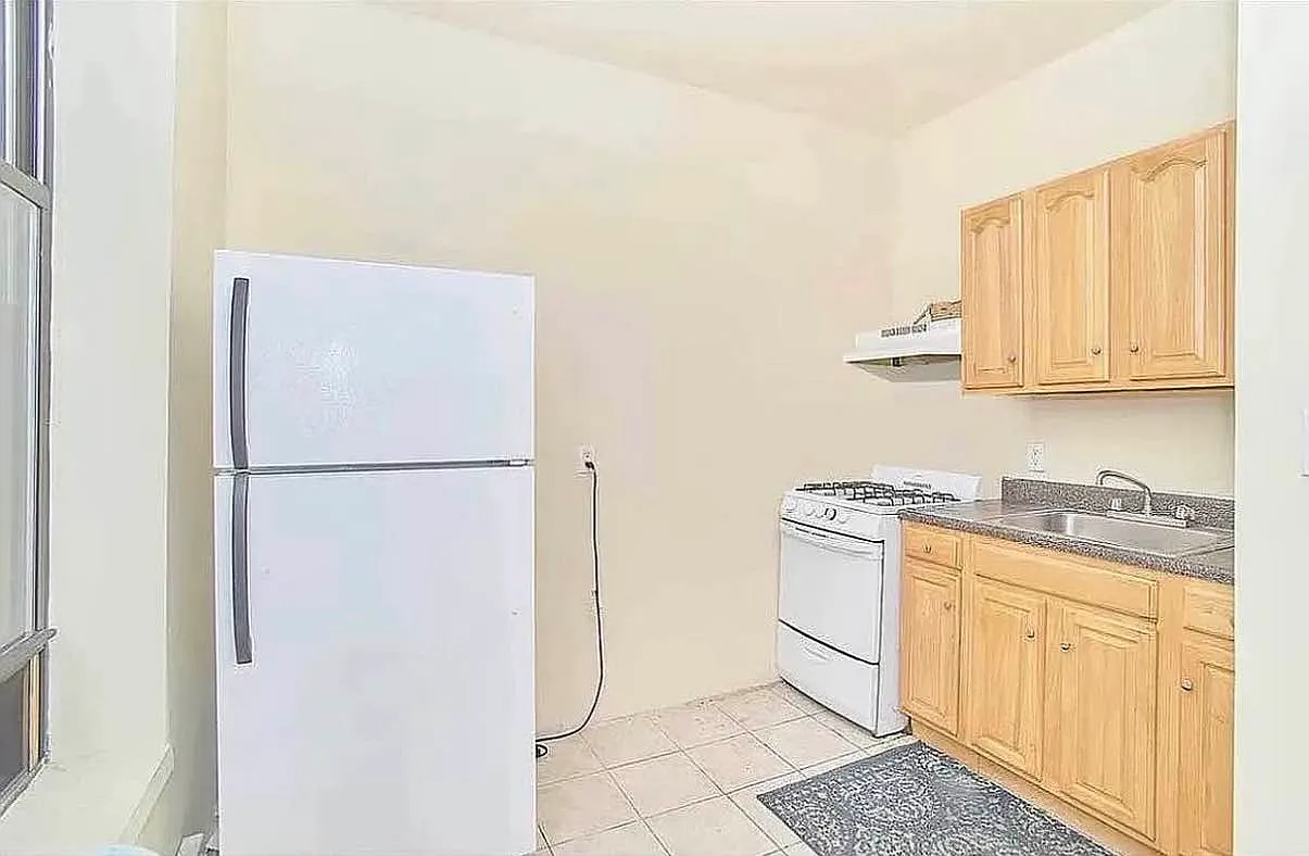 608 Saint Nicholas's Avenue — Photo 4