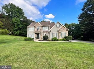 716 Gottwald Dr, Bethlehem, PA 18015