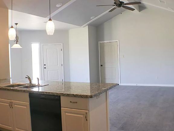 4th image of 617 N Elkhart Ave APT A
