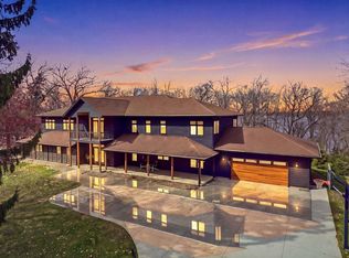 W1484 Spring Grove Rd, Ripon, WI 54971