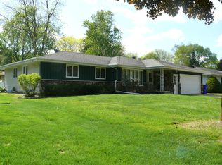 3017 N Peach Tree Ln, Appleton, WI 54911