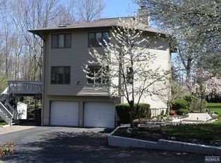 49 Anne Ct, Norwood, NJ 07648
