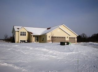 2524 Windsong Cir, Kronenwetter, WI 54455