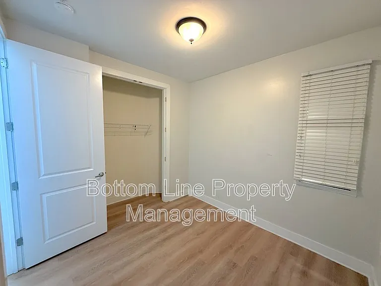 1101 W 1st St #105 — Photo 12