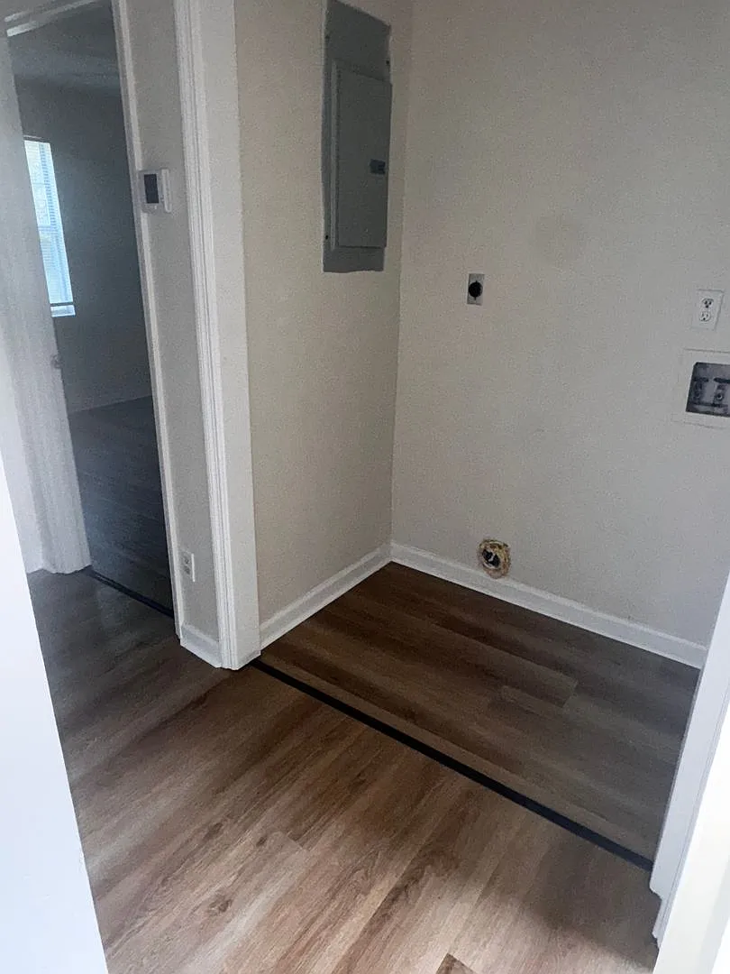Green Gables Court 604 — Photo 4