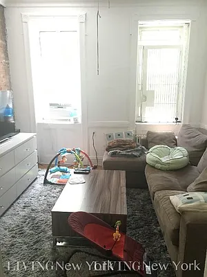 Rented by Living New York | media 10