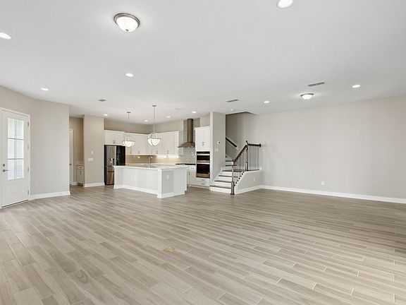 2nd image of 535 Marquesa Cir #1
