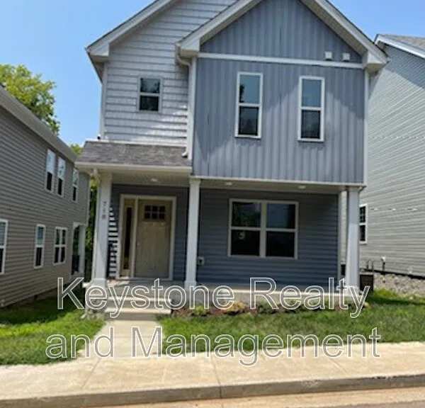 718 Perkins Ave — Photo 1