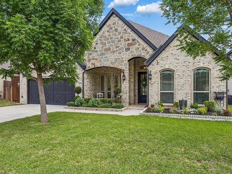 2618 Fair Oaks Ave — Photo 3