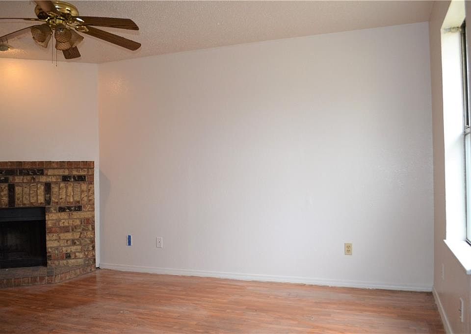 1st image of 3057 Olympia Dr