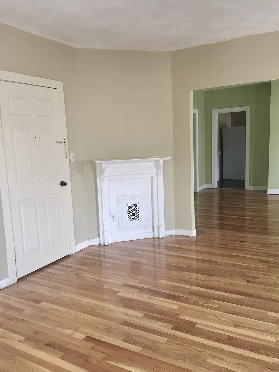 Building Photo - 119 Brown St #2