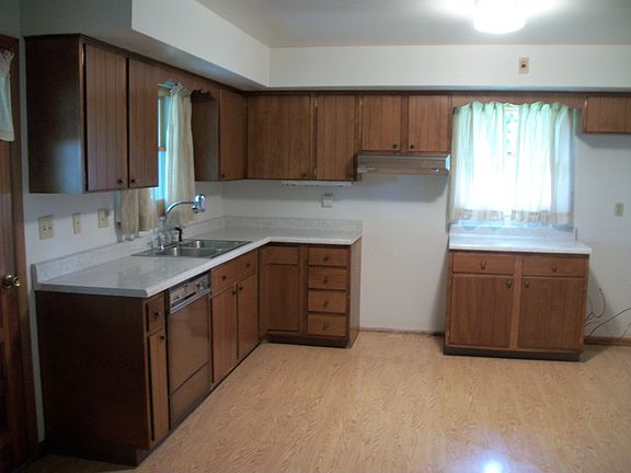 13'6'x 9' Kitchen