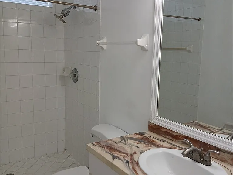 1050 Hancock Creek South Blvd #103 — Photo 9