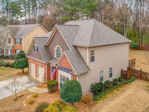 2nd image of 351 Windsong Way