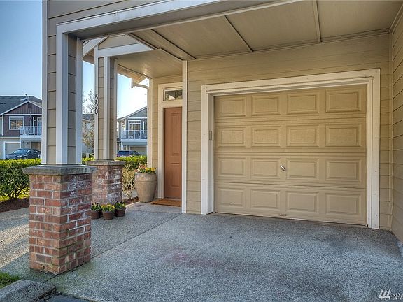 2nd image of 550 241st Ln SE #4