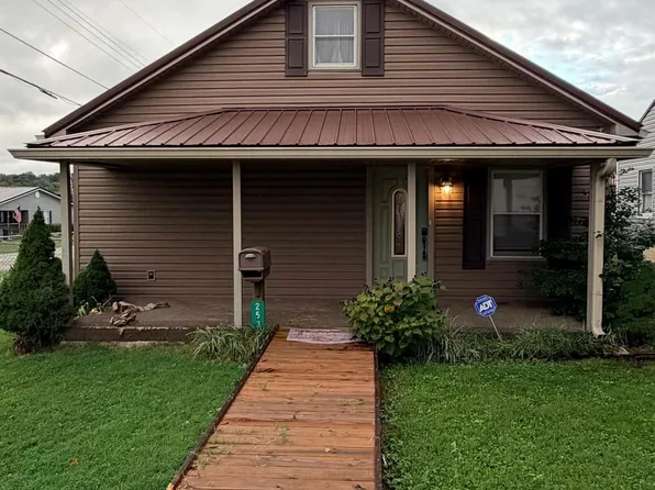 2536 Penix St, Ashland, KY 41102