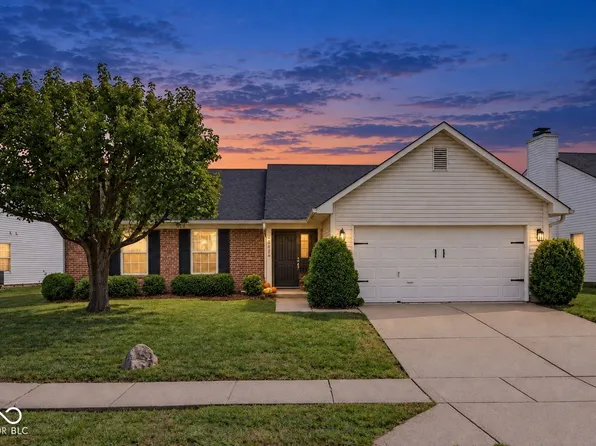 10635 Aspen Dr, Fishers, IN 46037